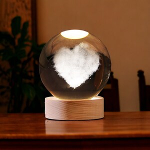 3D Crystal Ball Night Light, Crystal Ball Lamp, Crystal Nightlight, Galaxy Lamp, Planet Lamp, Moon Light, Bedside Desk Lamp, Astronomy Gift Heart Cloud