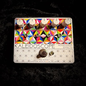 Noisemaker Effects Kaleidoscope Reverb Modulator Guitar and Bass Effect Pedal