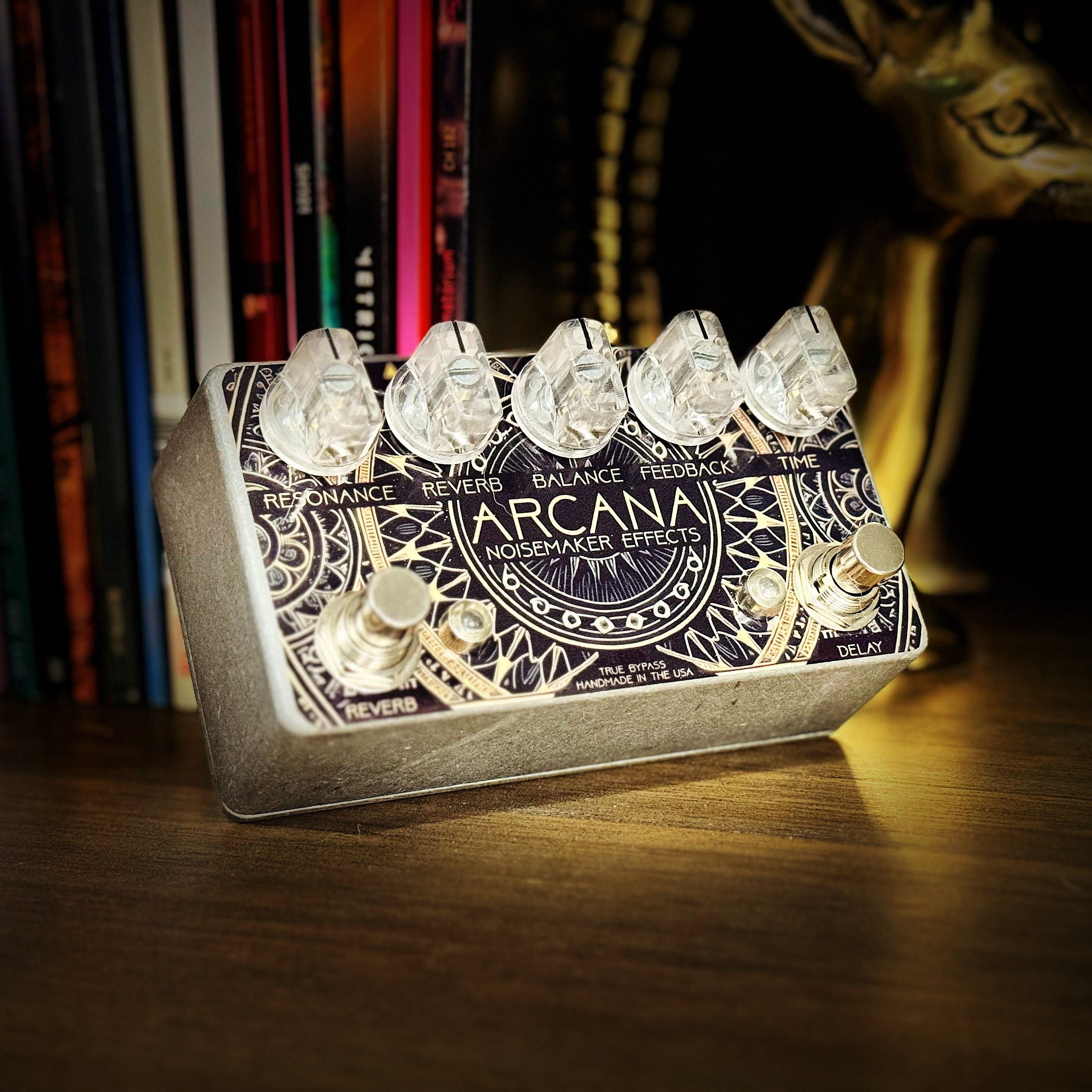 Noisemaker Effects Arcana Delay and Reverb Dual Effect Pedal for Guitar and Bass