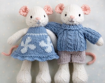 Toy knitting pattern for a small mouse with removable clothes (7 inches tall), instant digital download PDF file