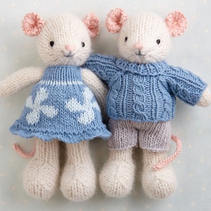 Knitting pattern for a small mouse with removable clothes (7 inches tall), instant digital download PDF file