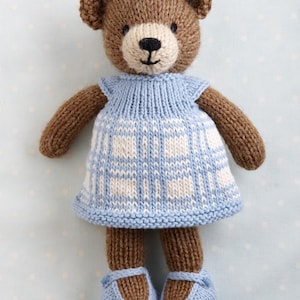 Knitting pattern: Bear/Lion with a plaid dress (9 inches tall), instant digital download PDF
