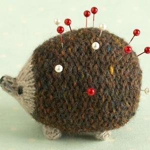 Knitting pattern for a little hedgehog, instant digital download PDF file