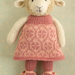Knitting pattern: Lamb with a honeycomb and flowers patterned dress (9 inches tall), instant digital download PDF