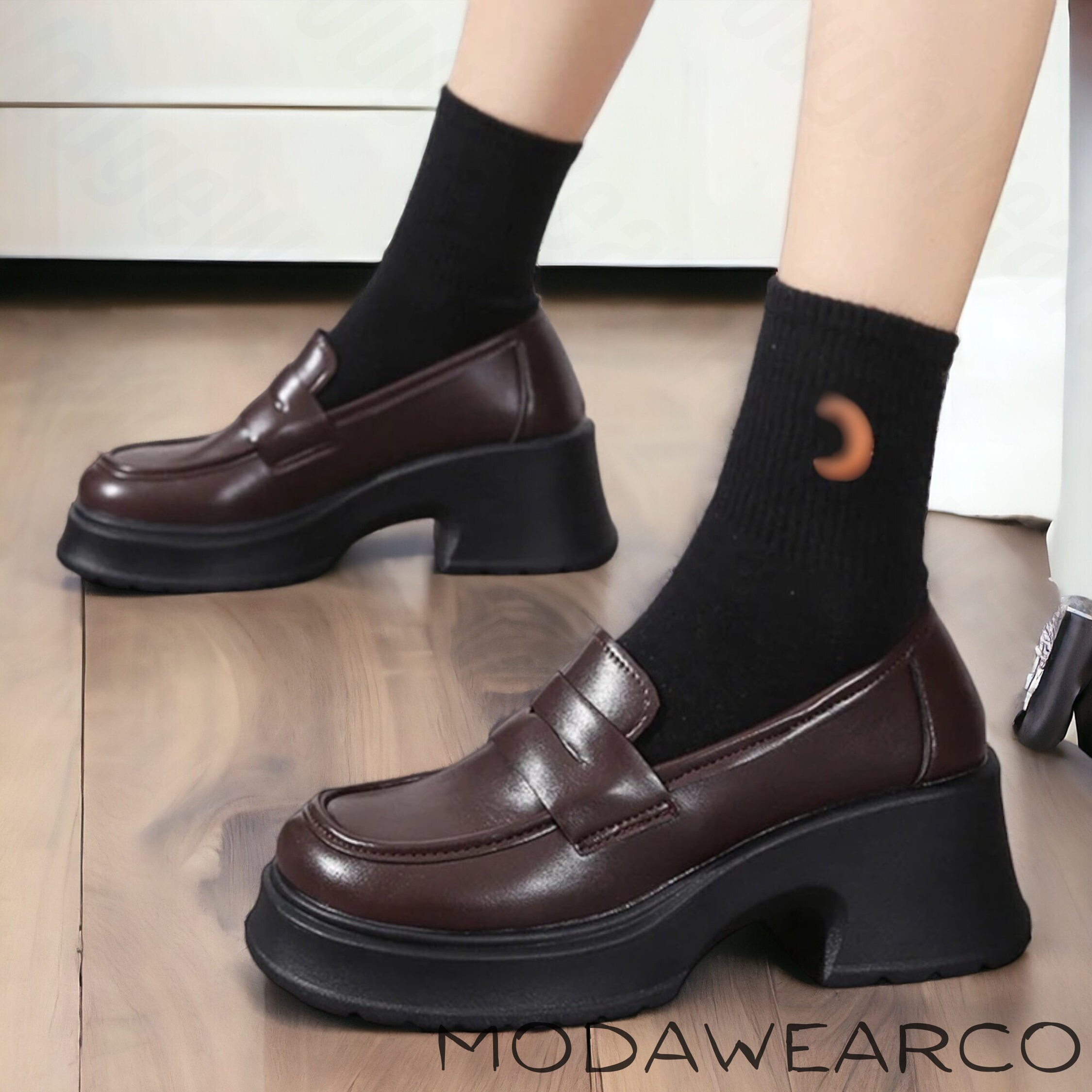Cute Retro Women Black and Brown Oxford School Shoes / Vintage ...