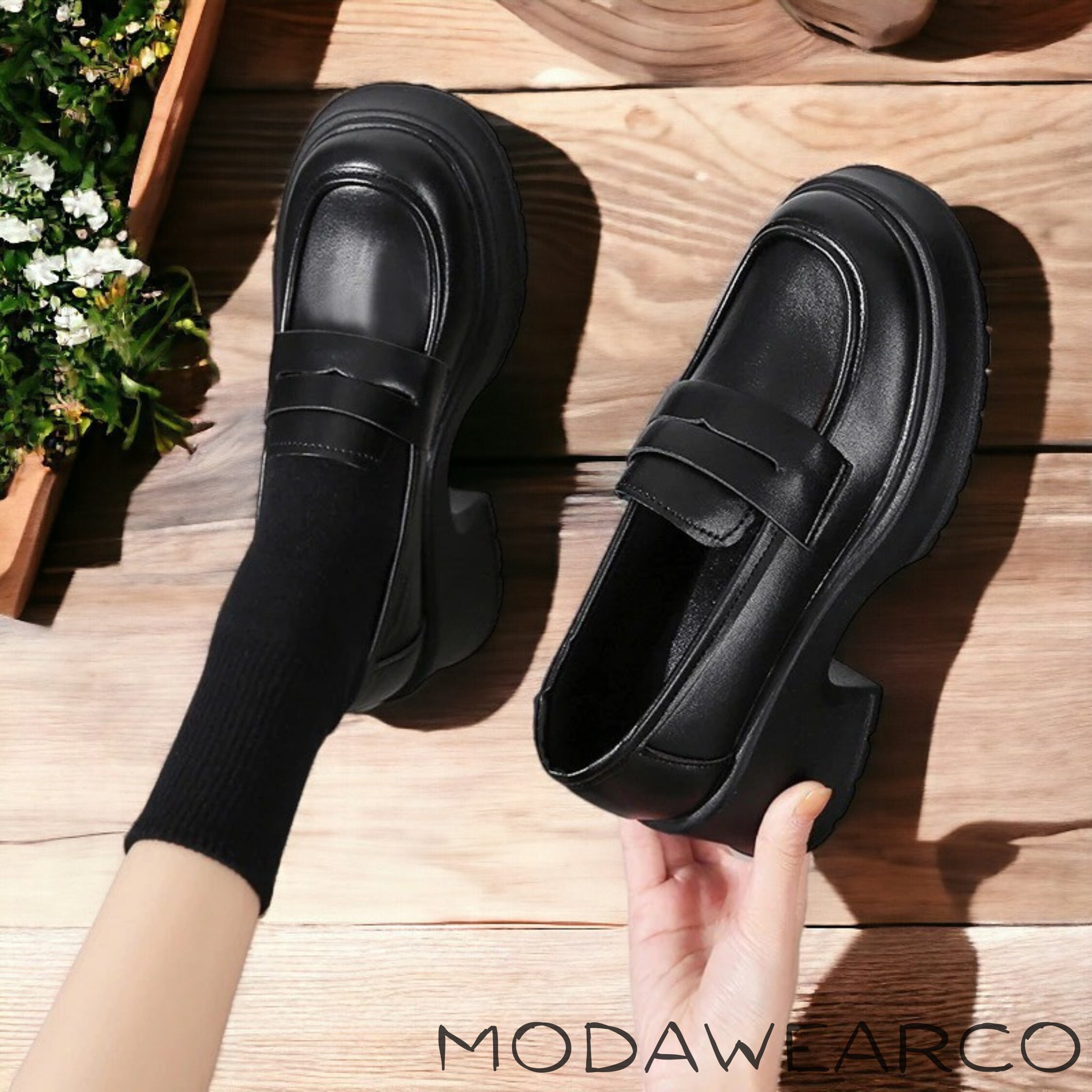 Cute Retro Women Black and Brown Oxford School Shoes / Vintage ...
