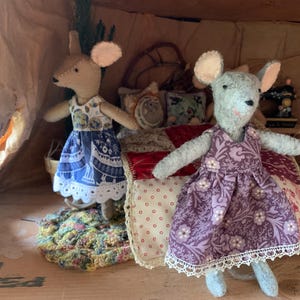 Complete sewing kit for making a little mouse