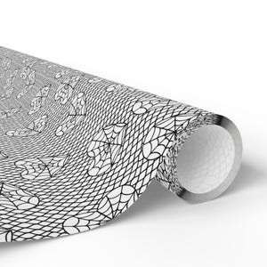 Spiderweb Wrapping Paper, Cute Spiderweb Heart Halloween Wrapping Paper, Halloween Goth Gift Wrap, Black and White Halloween Wrapping Paper bild 3