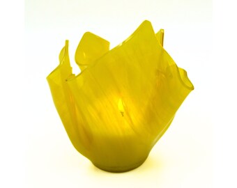 Yellow Wispy Vase | Reusable Glass Vase | Spring Rain Candle | 25 Hour Burn Time | Color Free Scented Candle