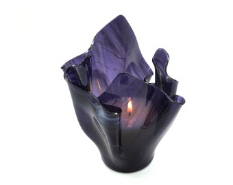 Lavender Wispy Vase | Reusable Glass Vase | Spring Rain Candle | 25 Hour Burn Time | Color Free Scented Candle