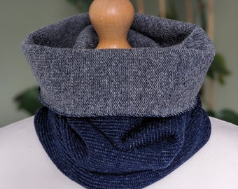 Reversible merino wool snood navy blue and grey