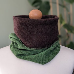 Reversible merino wool snood green and brown zdjęcie 1