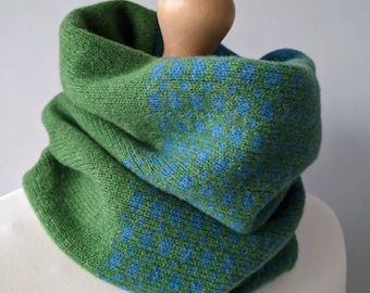 Lambswool knitted Fair Isle cowl in dots and spots design - grass with petrol blue spots