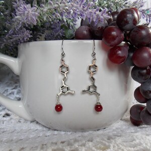 Red Wine Earrings - Red Wine Gift - Molecule Earrings - Molecule Jewelry - Wine Gifts - Science Gifts - Science Earrings - Wine Mom Gifts