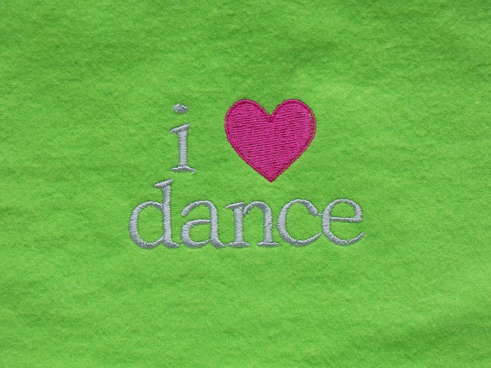 i love dance baby bib - ballet baby bib - dance baby bib - ballet dancer baby gift - ballerina baby bib - dance teacher baby gif