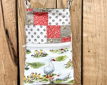 Mama Duck & Babies Vintage Quilt Crossbody Minimalist Phone Purse