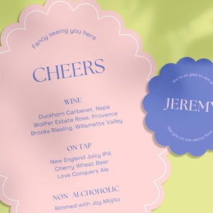 Modèle de menu pour mariage de pétoncles - Belle fleur ronde modèle de carte de menu modifiable pour un événement et un mariage. Carte imprimable à téléchargement immédiat