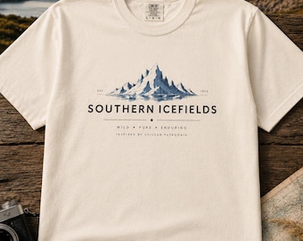 Maglietta da montagna Southern Icefields Patagonia, Comfort Colors Heavyweight Outdoor Shirt