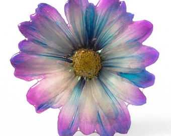 Purple-Blue Chrysanthemum Pin