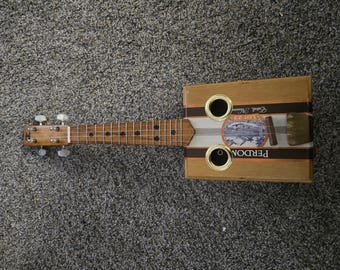 13 3/4 scale length 4 string ukulele