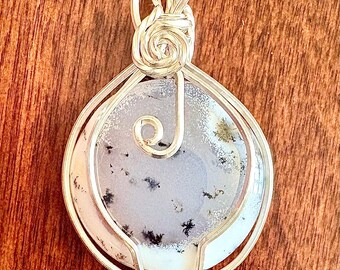 Dendritische opaalhanger