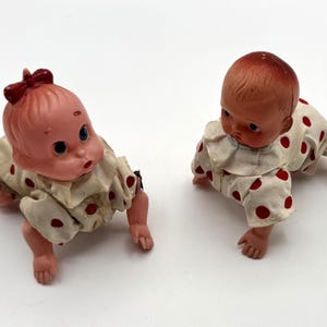 Vintage 1950s Japanische Krabbelpuppen - 2er Set - Funktionierend!