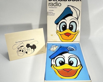 Vintage 1970s Donald Duck AM Transistor Radio Model 178 | Disney Collectible