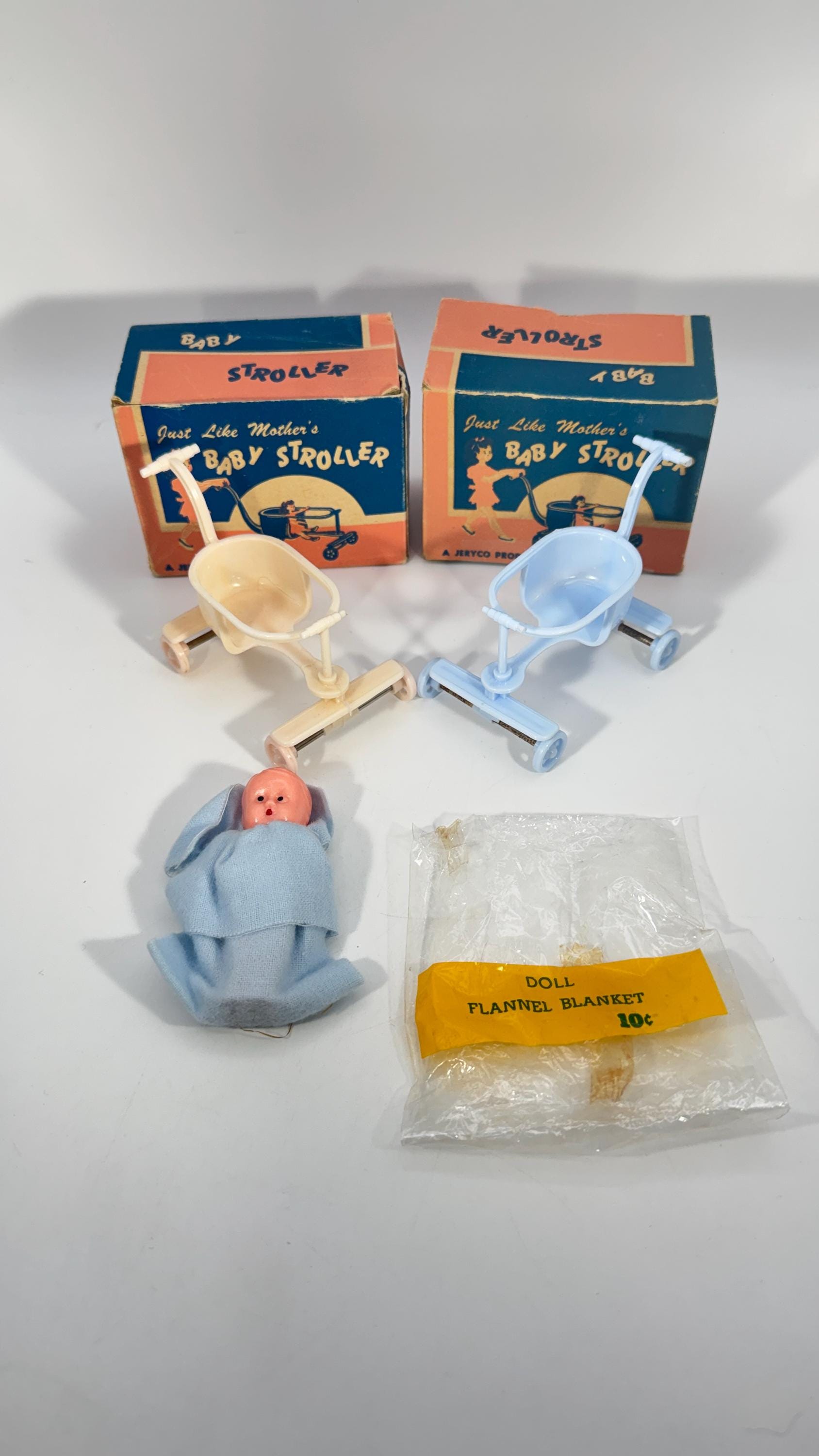1950年代のヴィンテージ Jeryco ドール用ベビーカー 2台セット（ベビー
