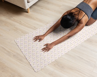Discover Our Decorative Travel Yoga Mats for Women – The Ultimate Yoga Mat Gift for Meditation, Fitness, and All Your Yoga Needs