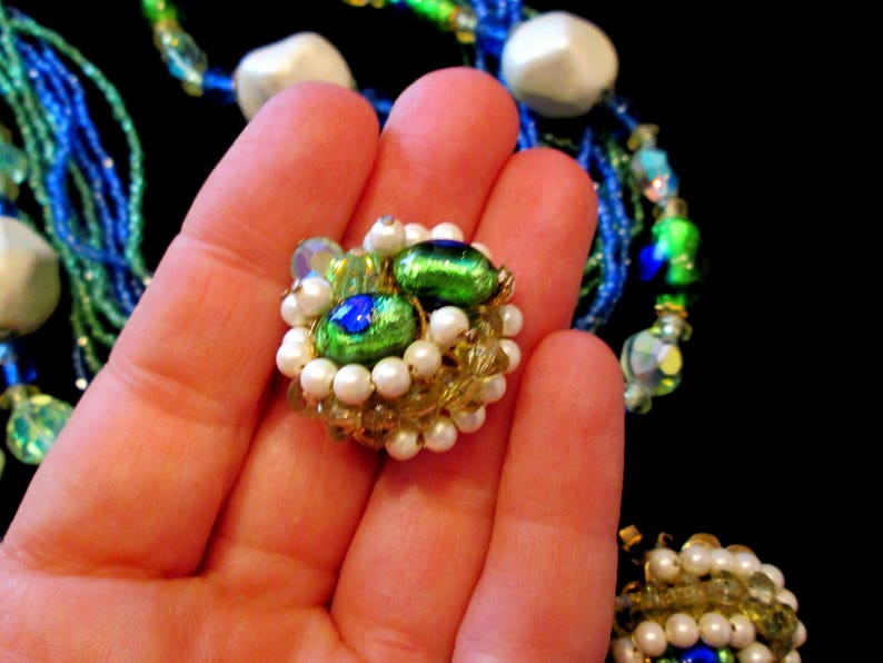 Vintage Peacock Bridal Set Green White Clip on Earrings Blue Pearls Necklace
