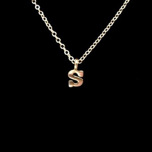 Collar inicial de plata, adolescente, diminuto, delicado, pequeño