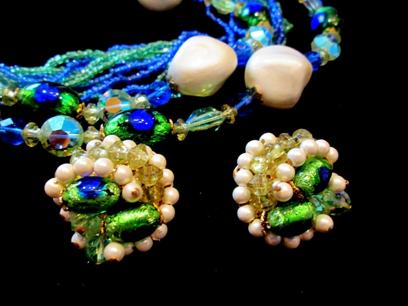 Vintage Peacock Bridal Set Clip on Earrings White Necklace Pearls Green Blue