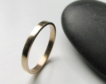 14k Yellow Gold Graceful Rectangle Band - special order