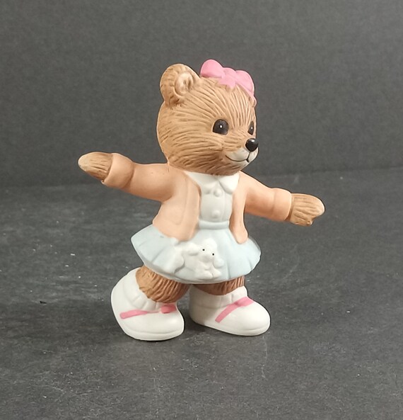 Homco #1421 Dancing Bear in a Blue Dress and Orange Sweater Figurine. Home Interiors & Gifts - Etsy Homco #1421 Dancing Bear in a Blue Dress and Orange Sweater Figurine. Home Interiors & Gifts - Etsy