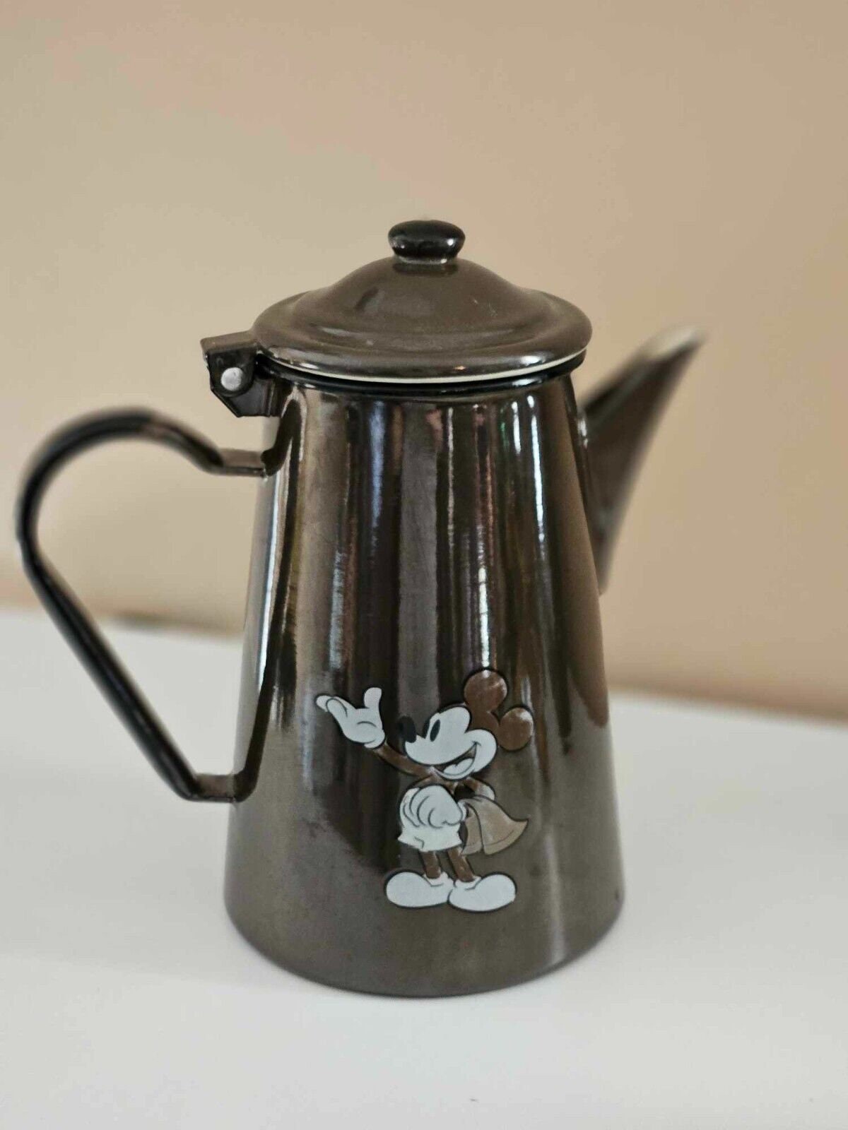Mickey mouse coffee pot hotsell