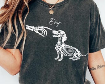 Dachshund Halloween Boop Shirt, Skeleton Wiener Dog Tee, Spooky Doxie Shirt, Dog Mom Halloween Gift, Comfort Colors Cute Skeleton Bone Shirt