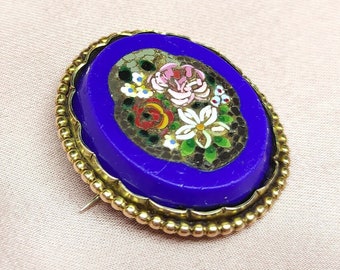 Beautiful Vintage Grand Tour Style Floral Micromosaic Brooch Multicolor Glass Tiles Italian Pin Lapis Lazuli Blue Gilt Brass Victorian Style