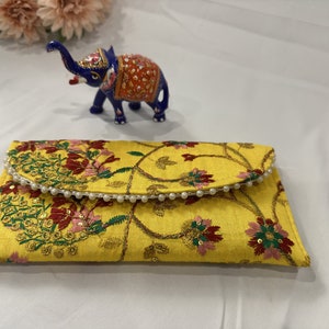 Womens Embroidered Clutch Purse Pouches Żółty