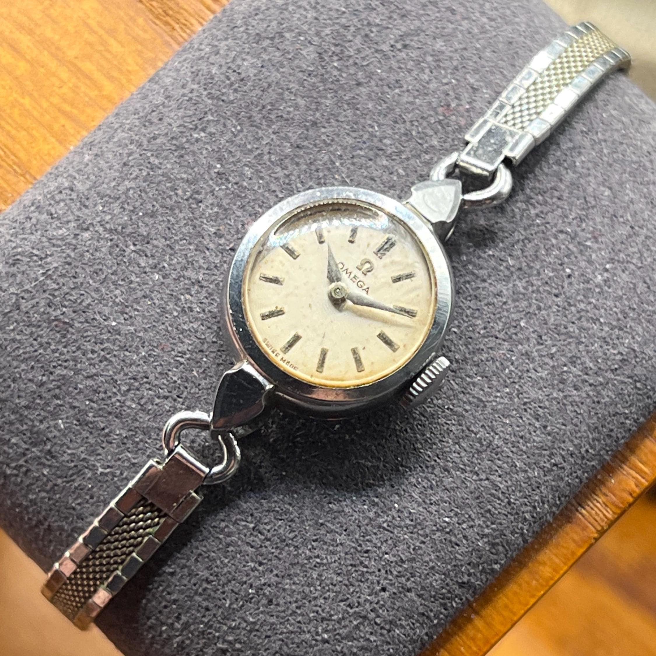 Vintage Omega Cocktail Ladies Watch Mechanical Wind Silver Tone Stretch Band Omega Women Cocktail Watch - Etsy main image 3