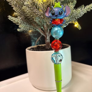 Stitch bead pen