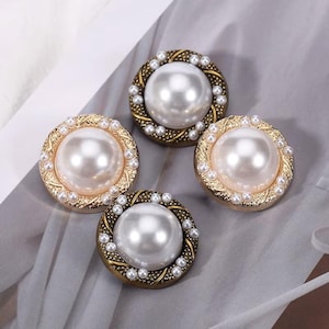 Vintage Pearl Metal Buttons: Gold Sewing Embellishments (18-25mm)