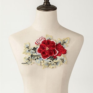 Applique florale 3D brodée : écusson floral coloré pour vêtements - 11 couleurs, 1 pièce