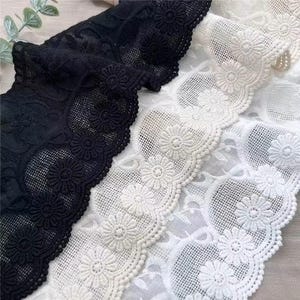Floral Embroidery Cotton Lace Trim: 4&quot; Wide Eyelet Dress Trim (5 Yards)