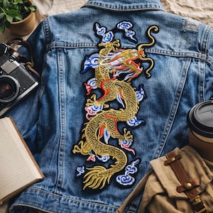 Grote geborduurde drakenpatch: opstrijkbare Aziatische appliqué (15,7 x 6,7") - 1 stuks