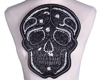 Grote zwarte schedelpatch: geborduurde opstrijkappliqué