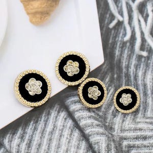 正規新古 シャネル カメリア×パールゴールドカフス カフリンクス フラワーボタン 正規新古 シャネル カメリア×パールゴールドカフス カフリンクス