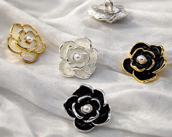 Guziki perłowe Camellia 6 szt. - 18/23 mm, czarno-białe, metalowe, na trzonku, do samodzielnego szycia