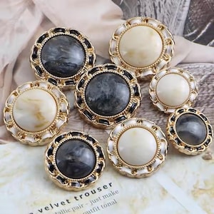 6pcs Vintage Metal Shank Buttons: Fashion Coat, Blazer, Sweater (15-25mm)