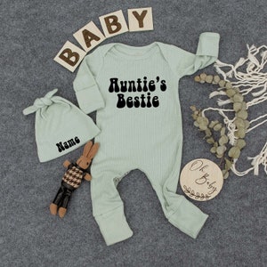 Custom Auntie's Bestie Bodysuit, Baby Sleepsuit Outfit, Cute Best Friend Newborn Outfit, Going home outfit, Auntie's Lil Dude, New Aunt Gift Mint