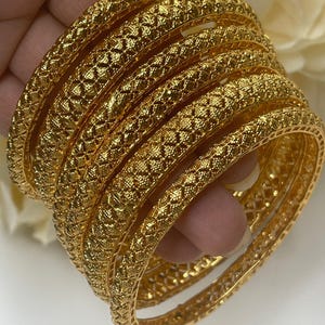 kundan Bangles|Gold Pacheli|Indian Bangles|Indian kada|openable bangle|gold kada|Kundan kada|Indian wedding jewelry |pakistani kada|bracelet